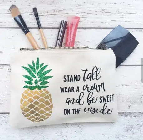 

personalized Pineapple Make Up comestic Bags Bridesmaid, Maid of Honour Unique Gift for Bridal Party Bags purses favors