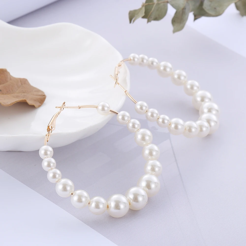 

Elegant White Pearls Circle Round Hoop Earrings Charm Austrian Crystal Hoop Geometric Shiny Rhinestone Big Earring Jewelry