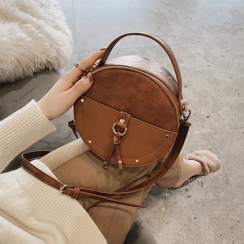 

2019 Hot New Vintage Small Round Bag Scrub Leather Designer Ladies Mini Handbag Fashion Simple Shoulder Messenger Bag For Women
