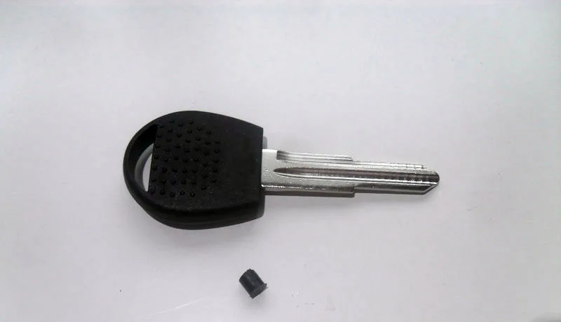 Chevrolet AVEO Key Case(left) (2)11