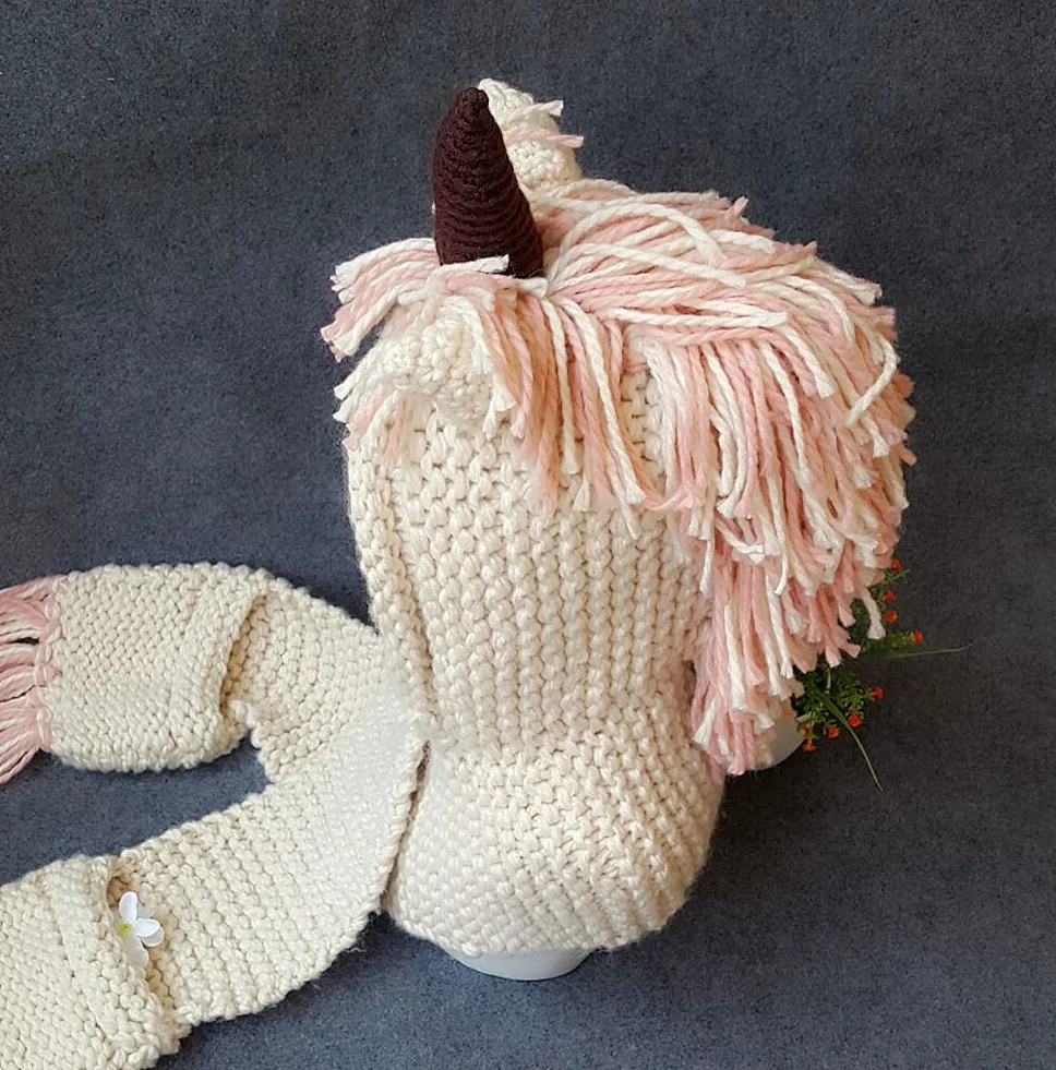 Anime-Cosplay-Unicorn-Hat-Child-Crochet-Cartoon-Unicorn-Winter-Hat-with-Scarf-Hooded-Knitting-Halloween-Costume (5) - 