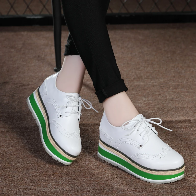 

Dropshipping New Platform Women Casual Shoes Height Increasing Zipper Breathable Creepers Women Walking Flats Trainers Shoes
