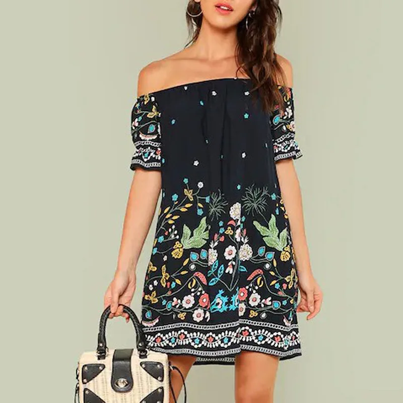 

2019 States spring and summer new women's word collar wrapped chest dress print beach Bohemian wholesale