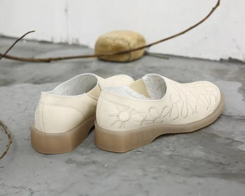 2019 новые весенние элегантные туфли из воловьей кожи с вышивкой, удобные женские туфли на плоской подошве в стиле ретро, повседневная