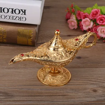 

Royal Metal Carved Vintage Magic Fiction Lamp Luxury Genie Legend Wishing Tea Oil Pot Table Decoration Art Home Furnishing Decor
