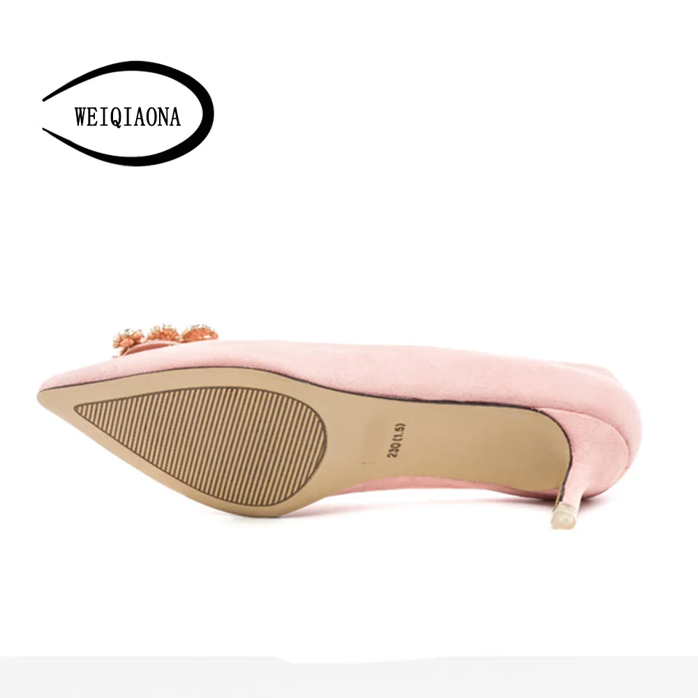 WEIQIAONA/Новинка года; сезон весна; фирменный дизайн; Роскошные женские туфли с кристаллами; туфли-лодочки с острым носком на низком каблуке; женская обувь; Свадебная обувь - Цвет: Розовый