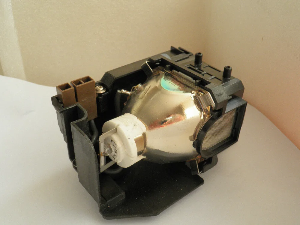 

Replacement VT480 VT490 VT491 VT495 VT580 VT590 VT595 VT695 for CANON LV-7250 LV-7260 Projector Lamp 50029924 VT85LP for NEC