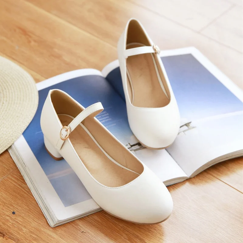 

2019 spring and summer new wild word buckle shallow mouth thick with Mary Jane shoes single shoes