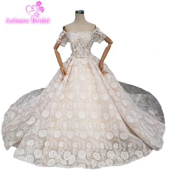 

Gorgeous Appliques Royal Train Lace Princess Wedding Dresses 2019 Sexy Boat Neck Pearls Flowers Bridal Gown Vestido De Noiva