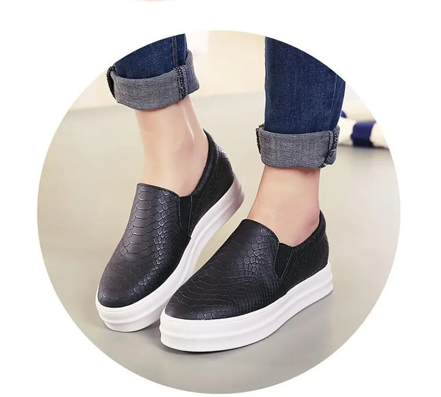 2016 New Women Flats Women Slip On Snake Skin Flats Casual Loafers