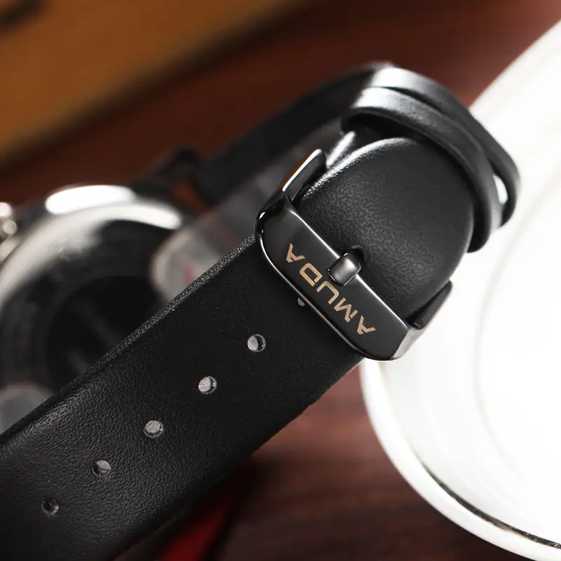 Fashion-Men-Casual-Watch-Diamond-Crystal-Silver-Case-Elegant-Unisex-Quartz-Watch-Women-Simple-Black-Leather (3)