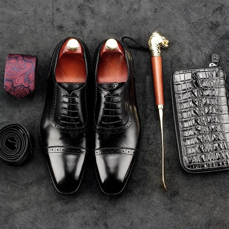 Британский дизайн; Мужские модельные туфли в винтажном стиле; оксфорды из натуральной кожи с перфорацией и острым носком; Мужская Свадебная обувь; броги на плоской подошве; AC95