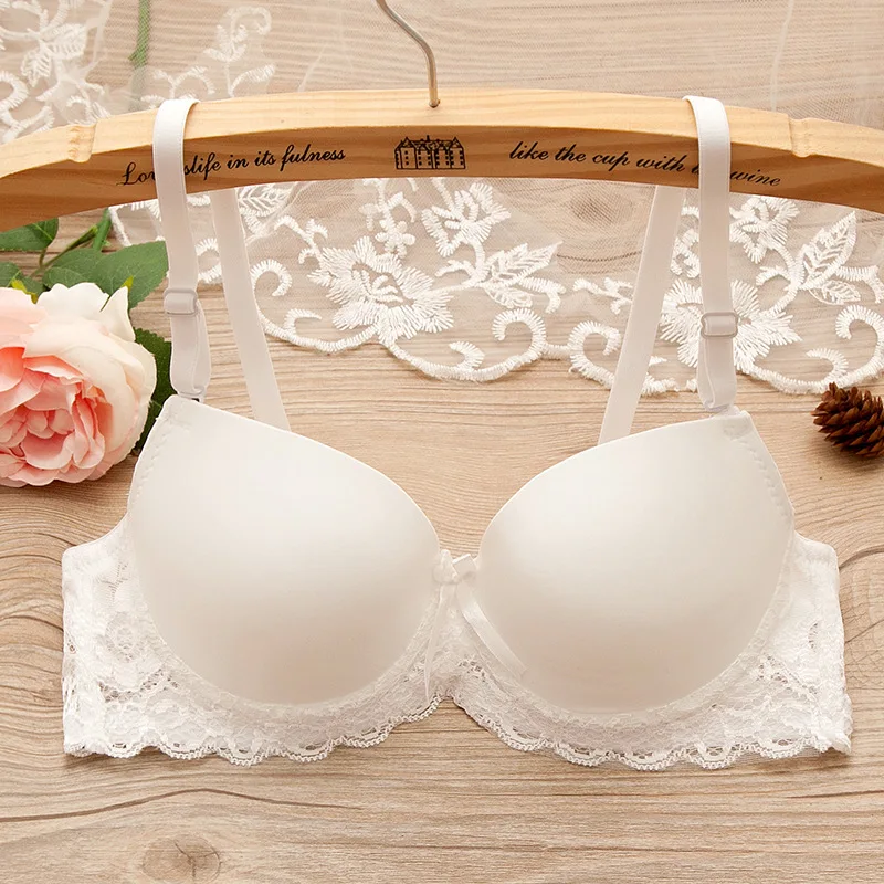 

High Quality Thin Foam Underwear Lace Decorated Student Girl Bras Solid Wireless Comfortable Bra For Teenager Girls