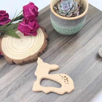 

1pc Beech Wooden Aniaml Cartoon Sika Deer Timber Food Grade Wood Teething Pendant DIY Pacifier Clip Necklace Baby Teether