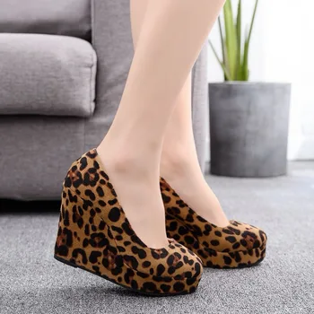 

Crystal Queen Women High Heels Shoes Leopard Platform Wedges Female Pumps Elegant Flock Party Wedding Shoes