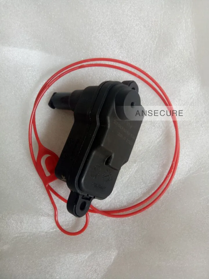 Fuel Flap Door Lock Actuator For Audi A1 A3 A6 C7 A7 Q3 Q7 4L0 862 153