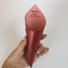 Бордовый красный свадебный заказ имя Mr& Mrs перламутровые конусы-конфетти бумага сделать это самостоятельно