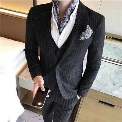 black Gwenhwyfar Жених фраки строгие высокого качества мужской костюм Slim Fit синяя полоса на заказ Формальные костюмы для мужчин(куртка+ брюки+ жилет - Цвет: black