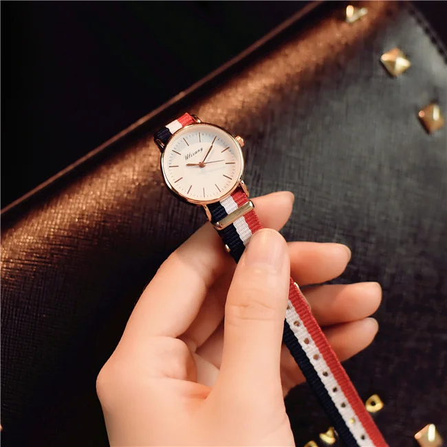 

Watch students Korean version of the simple retro trend Korean cute casual atmosphere of a small dial model