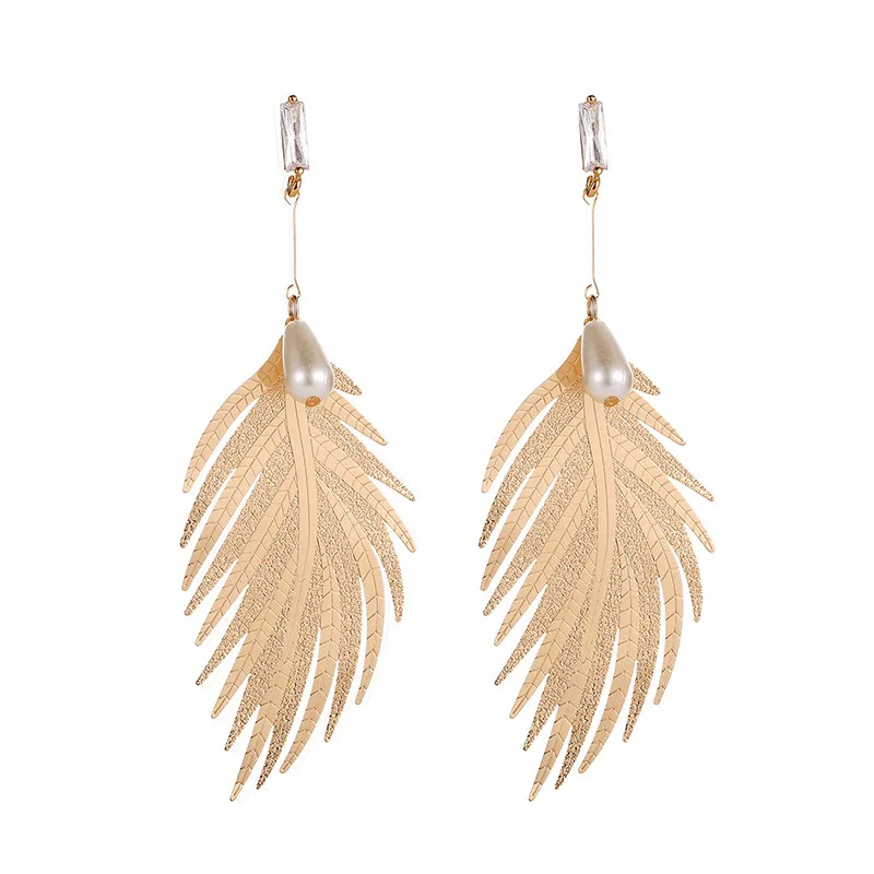 

Long Golden Feather Crystal Stud White Drip Simulated Pearl Bead Leaf Dangle Earrings Drop Earrings for Women