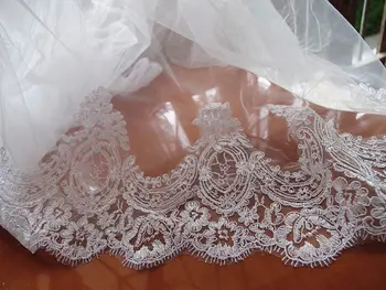 

10 yards White Lace Trimming With Retro Floral Pattern For Wedding, DIY Dress LTCG063DB