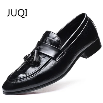 

JUQI 2018 Men'S Casual Shoes Men Shoes For Artificial Leather Loafers Moccasins Tassel Peas Rubber Shoes 3 Colors Large Size 48