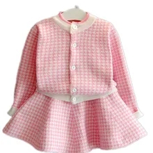 Комплекты с платьем для девочек из 2 предметов коллекция года, зимний трикотажный топ с длинными рукавами для девочек, пальто+ платье-пачка для девочек, одежда свитер с геометрическим узором