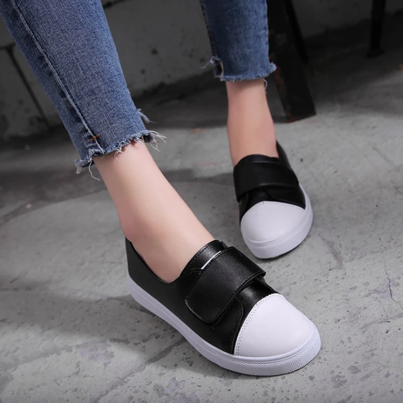 

Women Casual Shoes 2018 Spring Summer Leather Shoes Woman Flats White Black Fashion Breathable Hook&Loop Women Sneakers
