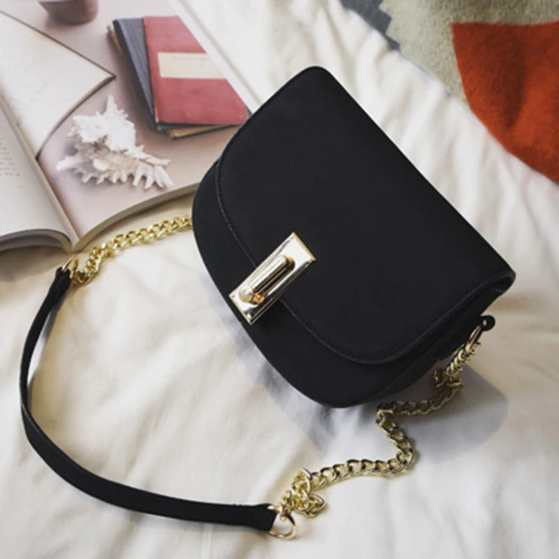 

Women Bags New Matte Packet Saddle Package Korean Version Of Wild Handbags Fashion Lock Chain Shoulder Messenger Bag