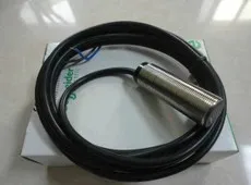 

FREE SHIPPING %100 NEW XS930R1PAM12 Proximity switch sensor