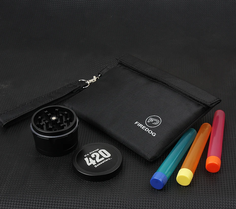 Tobacco pouch
