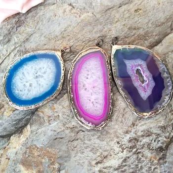 

5pcs black color Edg e Natural agat e Onyx crystal Druzy Geode Slice Pendant,Drusy Quartz Charm Jewelry Necklace Making PD689