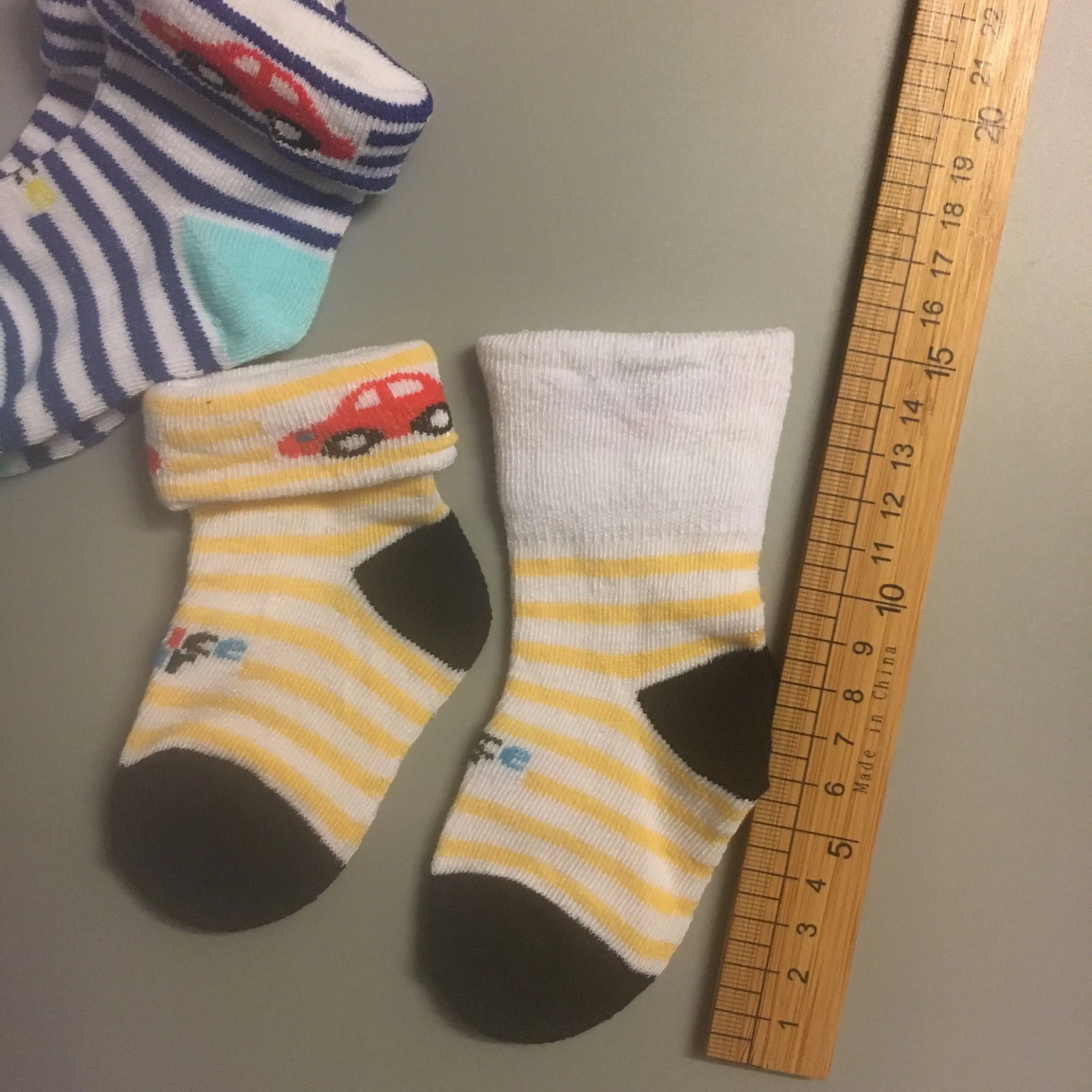 6 пара/лот, хлопковые носки для малышей, для мальчиков и девочек, с мультяшным автомобилем, в полоску, Medias Para Bebe, мягкие, тянущиеся, для малышей, набор носков для От 0 до 1 года