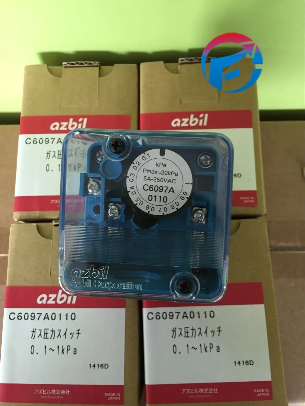 ФОТО C6097A0110 Azbil Pressure Switch 20kPa For Gas/Oil Burner New Original