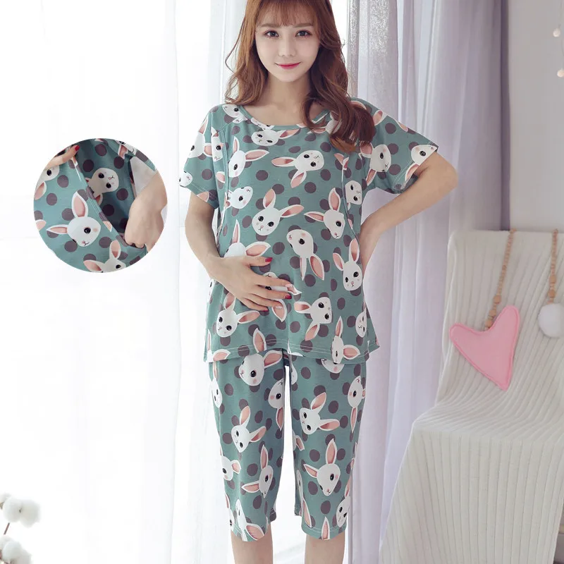 best pyjamas for breastfeeding
