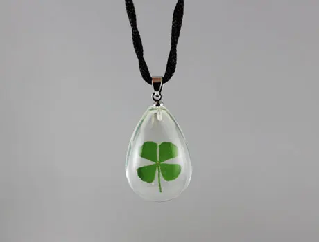 Pressed Flower Jewelry Resin Necklace 