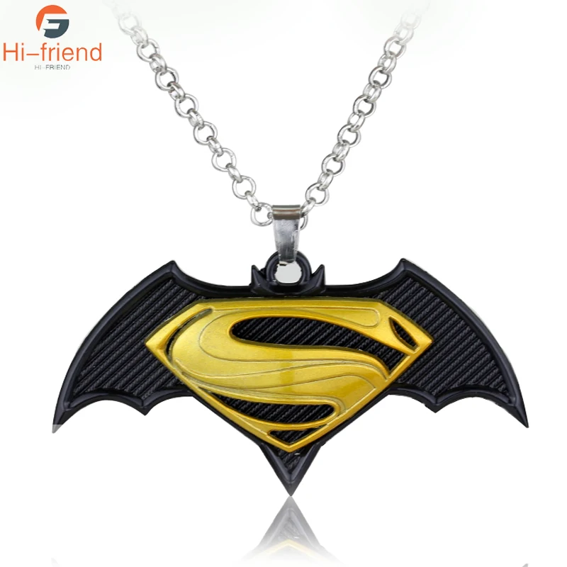 

DC Comics Superman Necklace High quality metal pendant Super Hero Superman Man Keyring Cosplay Llaveros