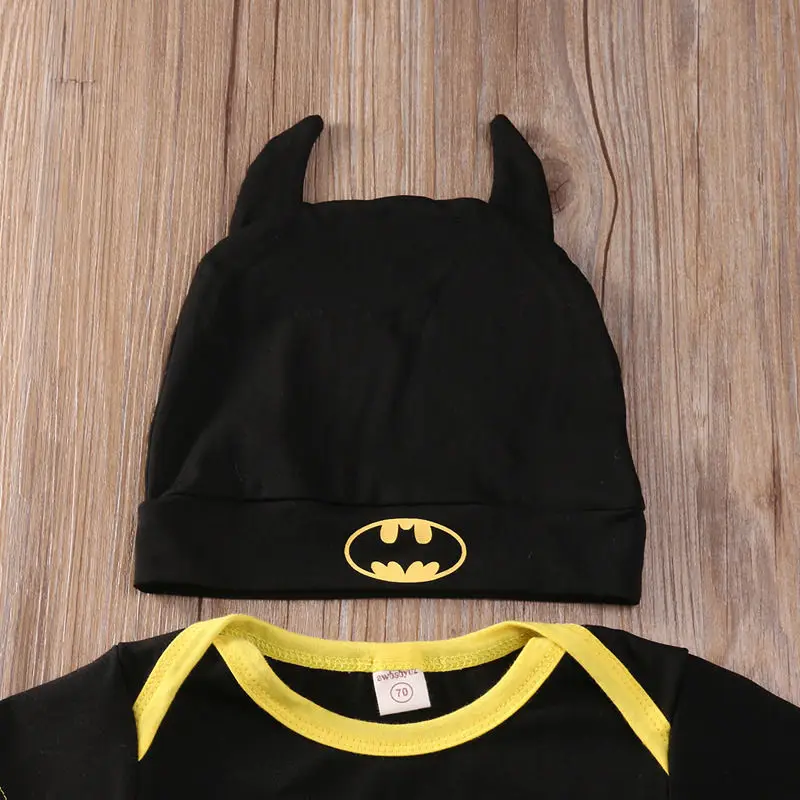 Новинка, комбинезон с Бэтменом для маленьких мальчиков, хлопковый топ+ обувь+ шапка, комплект одежды из 3 предметов, Одежда для новорожденных детей 0-24 месяцев