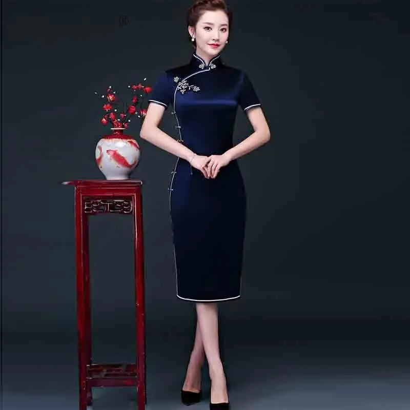 

Spring Deep Blue Long Cheongsam Modern Mother Slim Qi Pao Dresses Women Traditional Chinese Dress Qipao Orientale Evening Gown