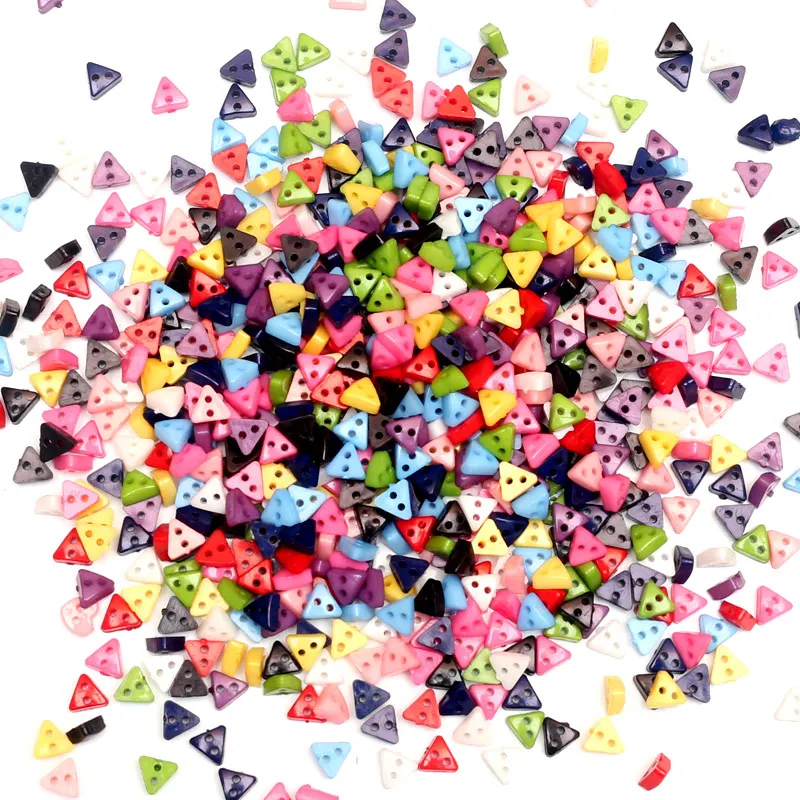 

LF 200Pcs Mixed Triangle Resin Sewing Button For Clothes Scrapbooking Decorative Needlework Botone Handicraft Diy Accessories