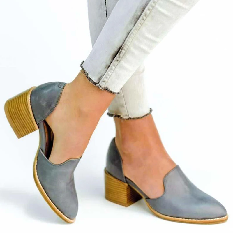 

2019 Sandals Women Leather Shoes Pointed Flats Summer Women Sandals Mid Heels Female Footwear Plus Size 35-43 Boat Shoes Slip On