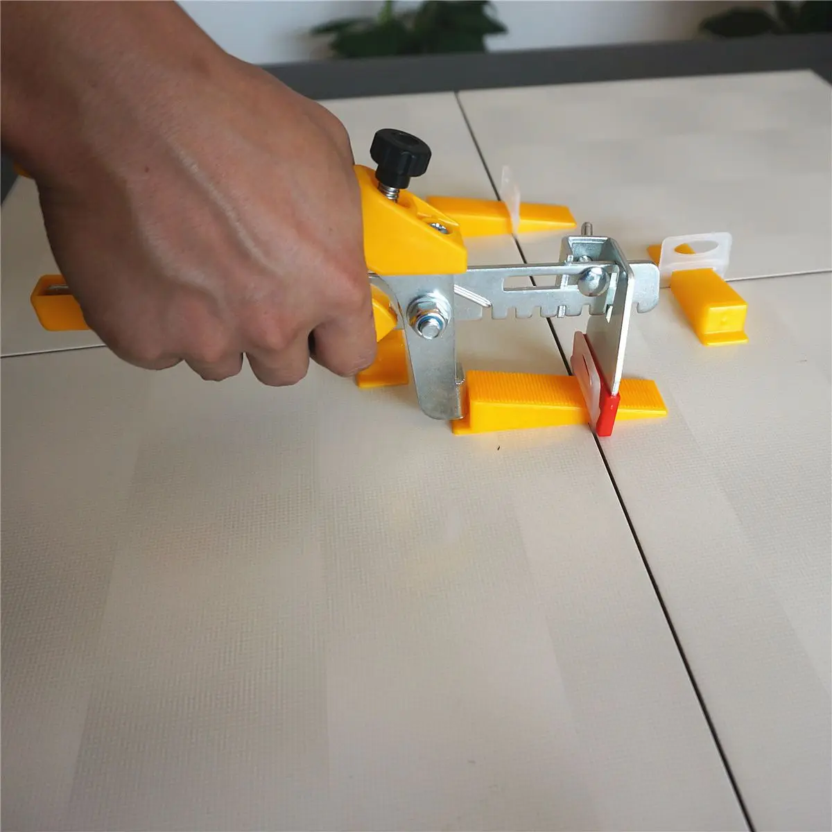 Pliers Tool For Ground Floor Ceramic Tile Leveling System Tiling Installation