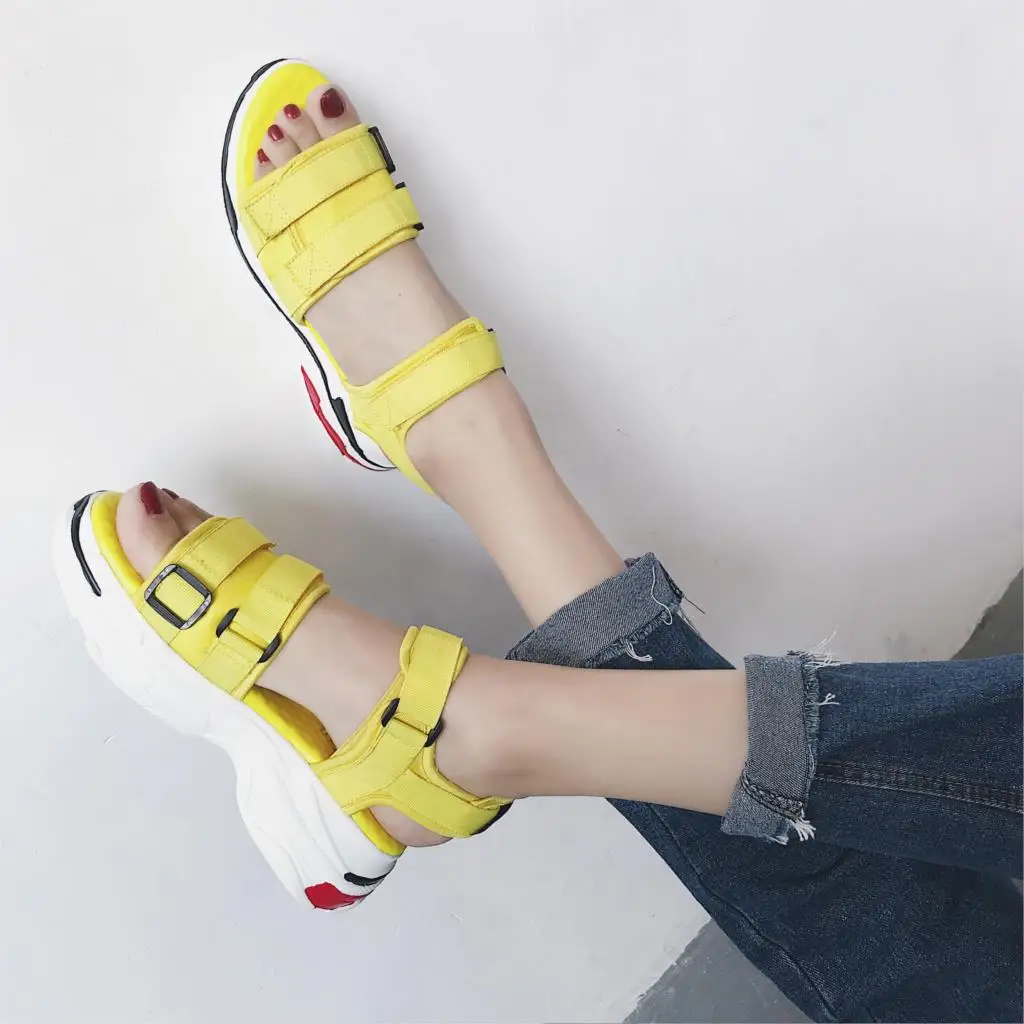 

2019 Summer Women Flat Shoes Large Size Peep-toe Sandalias Sandals Women Flip Flops Footwear Beach Sandals Roman Slippers