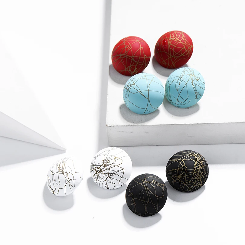 

Vintage Candy Color Fashion Button Stud Earrings For Women Unique Golden Draw Irregular Big Round Earring Girls Gift Hot Sale