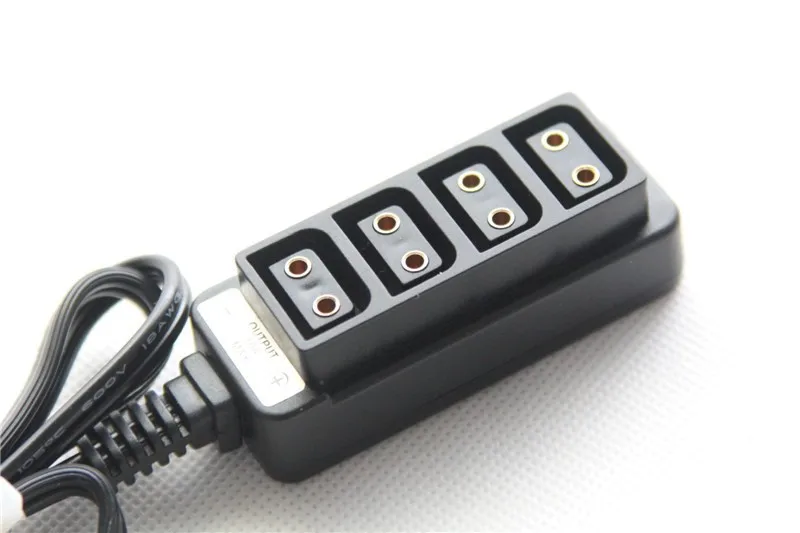 

Dtap power, Wooden Camera 1 to 4 D-Tap Splitter Cable (p/n 182900)