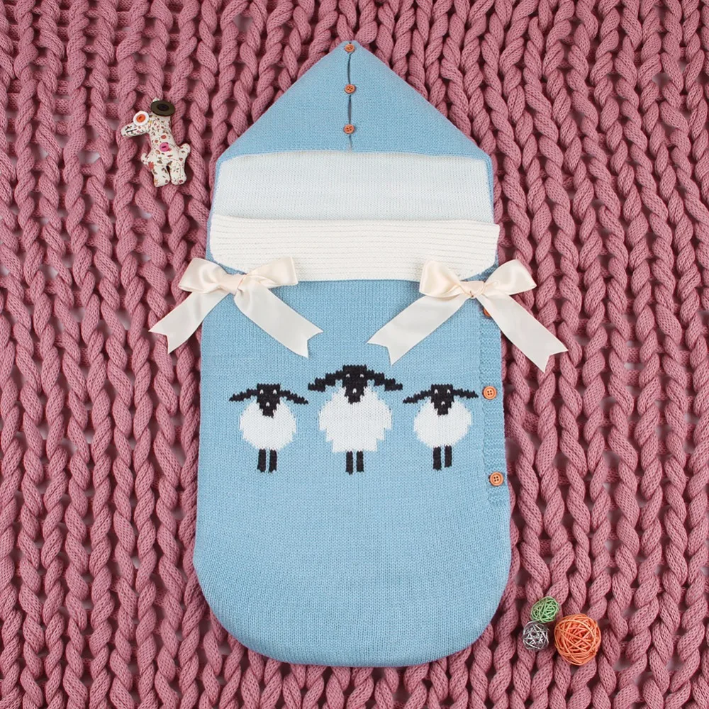 Детские Шерстяные пеленать Обёрточная бумага мультфильм овец конверт спальный мешок для новорожденных зимний свитер с капюшоном Одеяло
