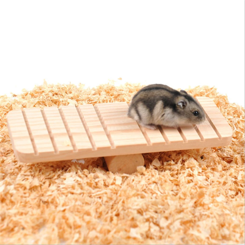 

1Pc Mini Wooden Seesaw Pet Toy Wooden Small Animal Rabbit Hamster Seesaw Gerbil Rat Mouse Exercise Playing Climbing Toy