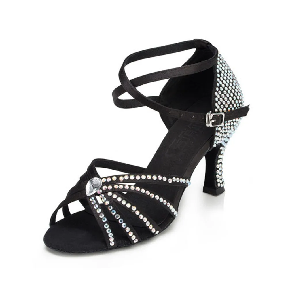 Latinas Heels