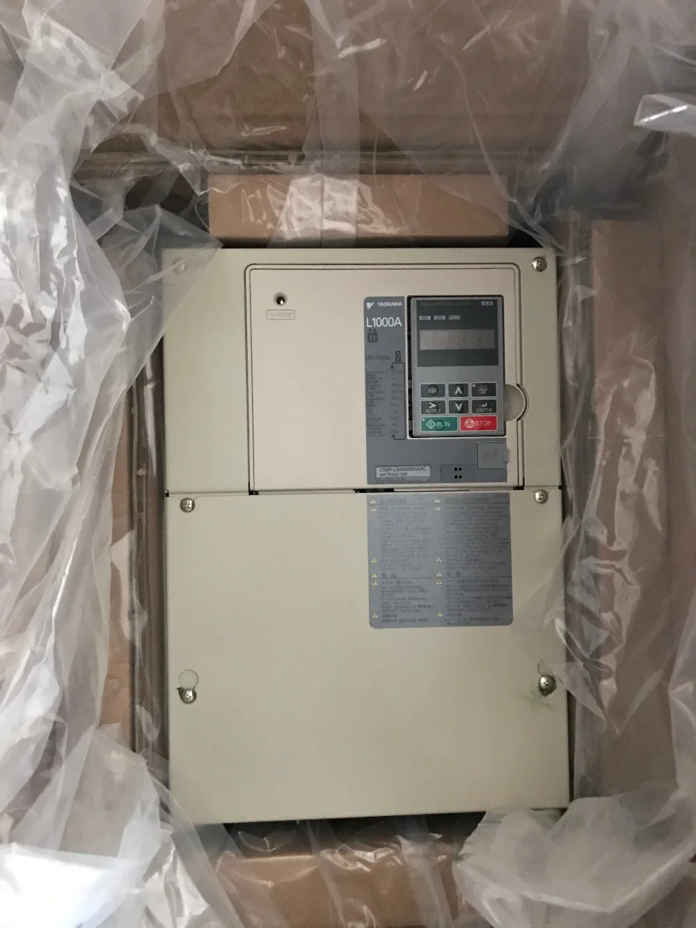 Инвертор Yaskawa CIMR-LB4A0039FAC L1000A 18 5квт инвертор для лифта | Электронные компоненты и