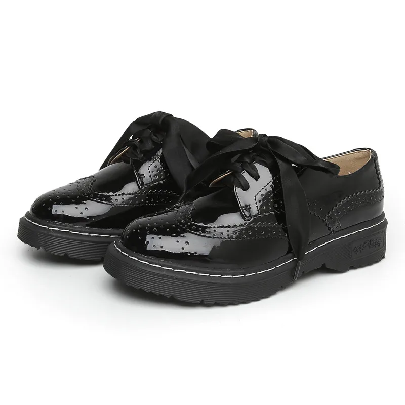 Демисезонные винтажные женские туфли на плоской подошве с круглым носком женские лакированные туфли в британском стиле Дерби женские оксфорды, размеры 34-43 - Цвет: Black  A